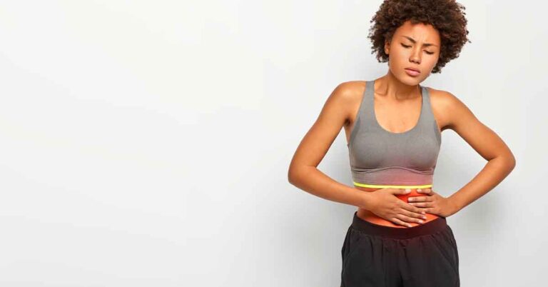 Dores Persistentes? Descubra Como o Tratamento Médico Pode Ajudar na Endometriose